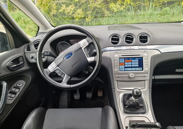Ford S-Max cena 26700 przebieg: 249636, rok produkcji 2010 z Tarnów małe 781